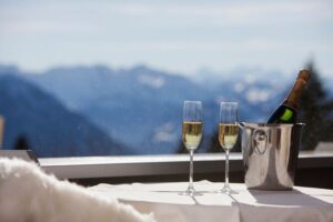 2-Day Mt Rigi Tour from Zurich Including Mineral Baths and Lake Lucerne Cruise - Day 1 from Zurich to Rigi-Kulm (and the handoff logic)