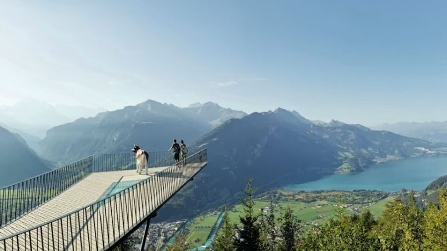 From Zurich: Interlaken Day Trip and Harder Kulm Viewpoint - Using Interlaken free time like a local along Höheweg