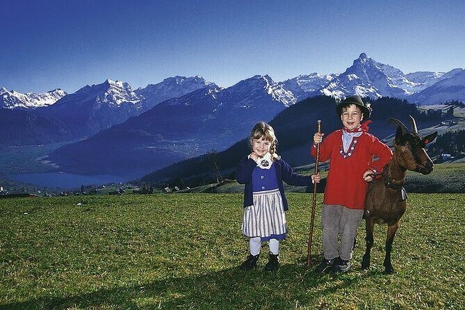 Heidiland and Liechtenstein Tour from Zurich - Zurich to Rapperswil: your medieval-and-rose warm-up