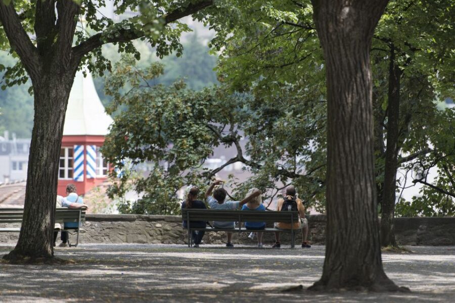 Walking Tour with the Night Watchman - A simple “itinerary” that doesn’t waste your time
