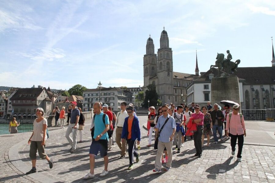 Zürich: 2-Hour Sightseeing Bus Tour - Key takeaways before you board
