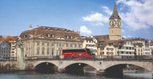 Zurich: City Top Attractions Tour by Bus with Audio Guide - Bahnhofstrasse to the lake: where the views do the talking
