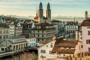Zurich Highlights City Tour with Optional FIFA Museum Ticket - Coach comfort, timing, and why it matters in Zurich