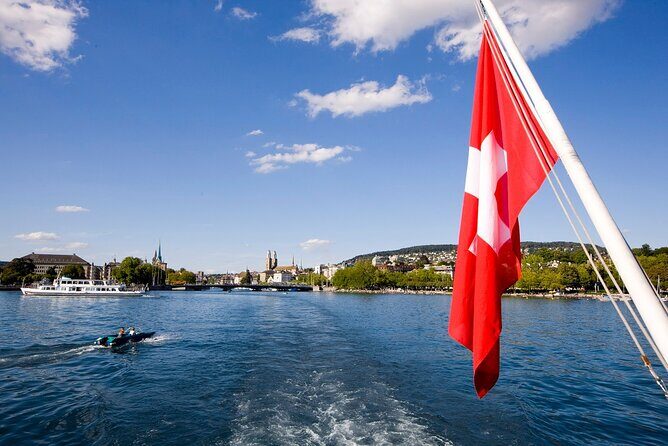 Zurich Highlights with Lake Cruise & Optional FIFA Museum Ticket - Optional FIFA Museum: A Football Fix After the Lake
