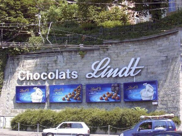 Zürich, Lindt Chocolate, Rheinfalls and Stein am Rhein - Key highlights at a glance
