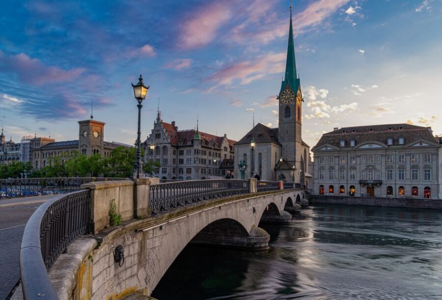 Zurich - Old Town Private Walking Tour - Key Points Worth Knowing Before You Go