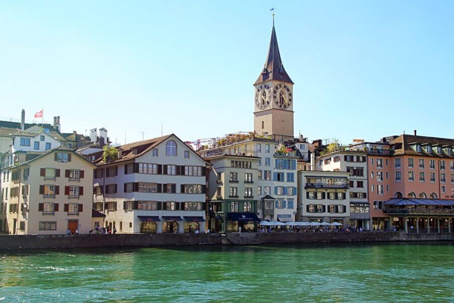 Zurich - Old Town Private Walking Tour - Lindenhof Hill: Roman-Layer Views and a Perfect Orientation Point