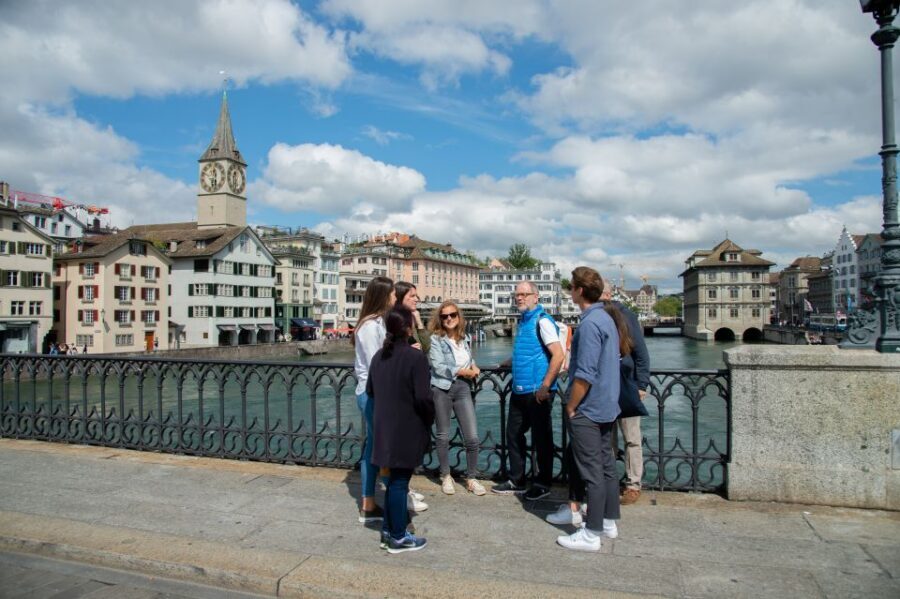Zurich Old Town Walking Tour: 2-Hours - Meeting at Zurich Main Station: fast start, fewer headaches