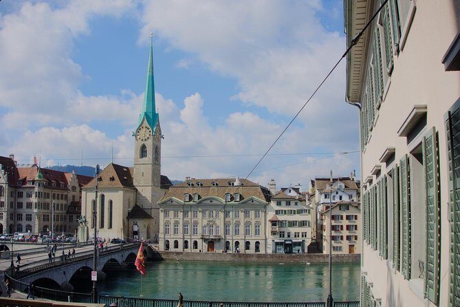 Zurich Private Customizable Guided Walking Tour - Fraumünster Church: Chagall and Giacometti Stained Glass in Context