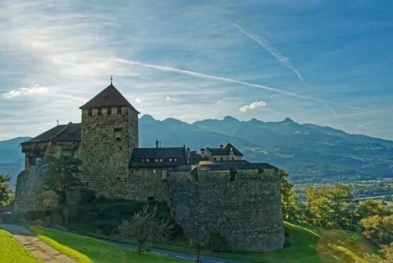 Zurich: Private Liechtenstein, Austria, and Germany Day Trip - Rhine Falls Stop: Starting With a Big Visual Payoff