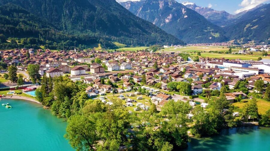Zurich: Private tour to Interlaken, Grindelwald & Jungfrau - Going up to Jungfraujoch: 3,454 meters and the glacier mindset