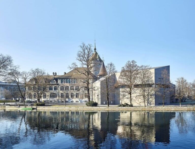 Zurich: Swiss National Museum Entry Ticket - Redeeming your voucher at the main entrance